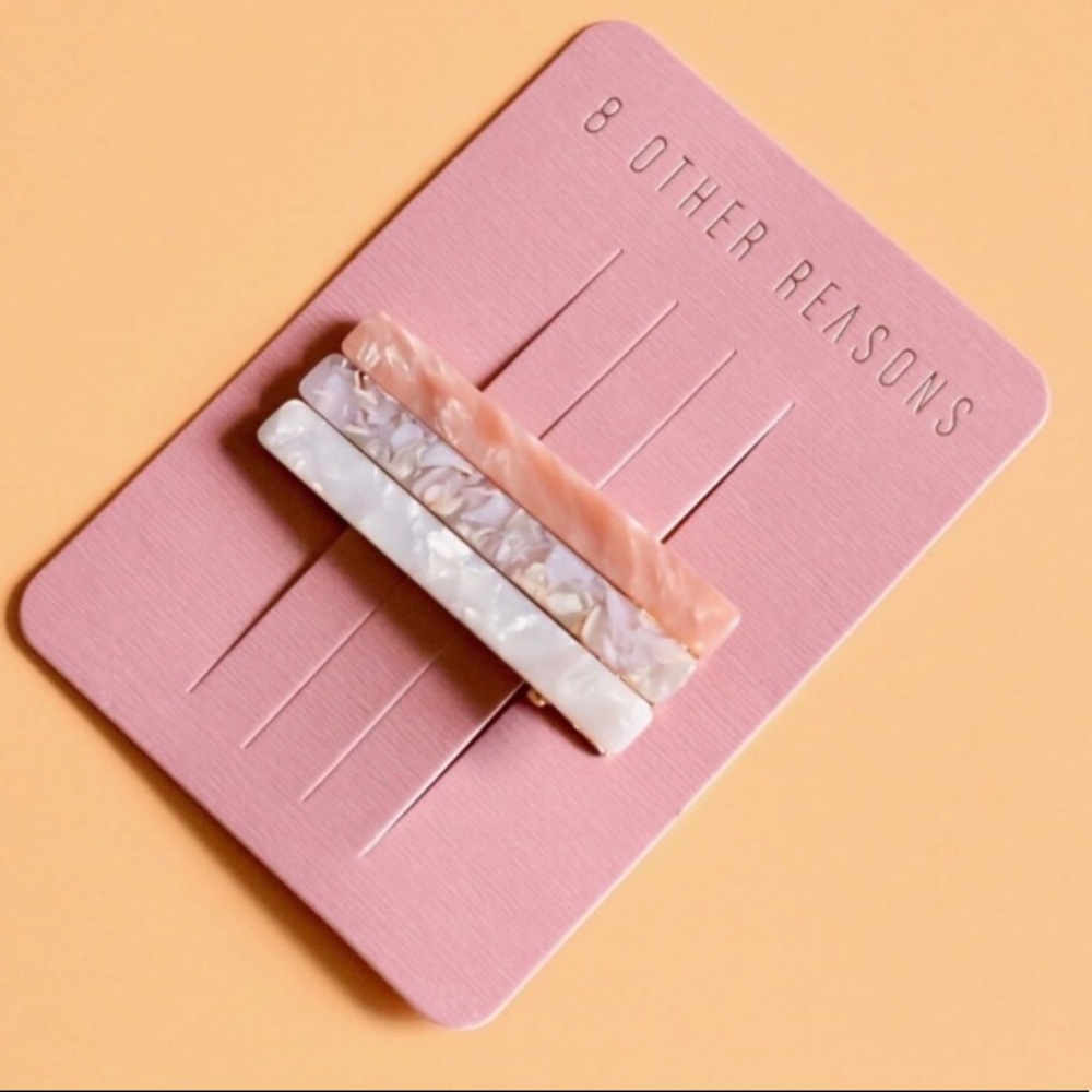 8 Other Reasons Hair Clips - Picture 2 of 10